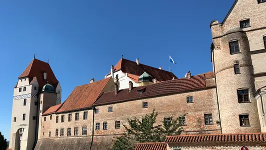 Burg Trausnitz wurde in Testversuchen mit unserem Wärmedämmputz ausgestattet.