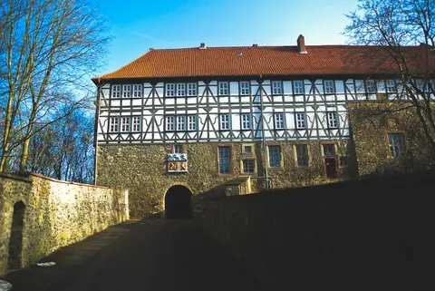 Ökologische und denkmalgerechte Sanierung Schloss Herzberg
