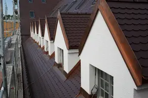 Unser Aerogel-Dämmputz – auch für schwierige Einsatzbereiche wie Fensterlaibungen perfekt geeignet.