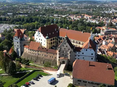 The listed Trausnitz Castle can be seen in a drone shot from above